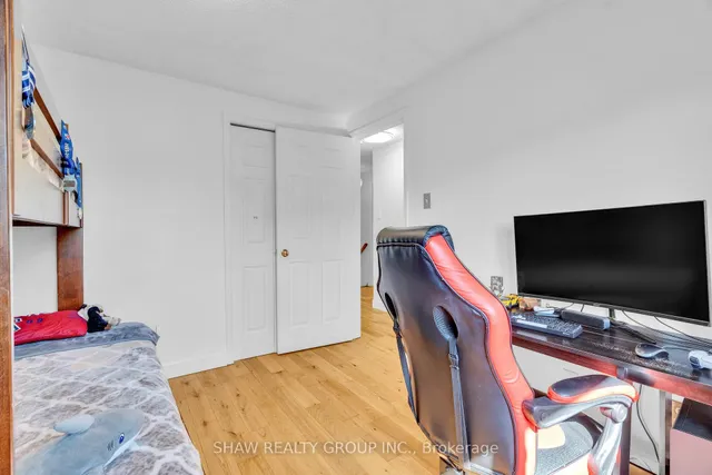 Additional image 27 of 286 Newbury Dr