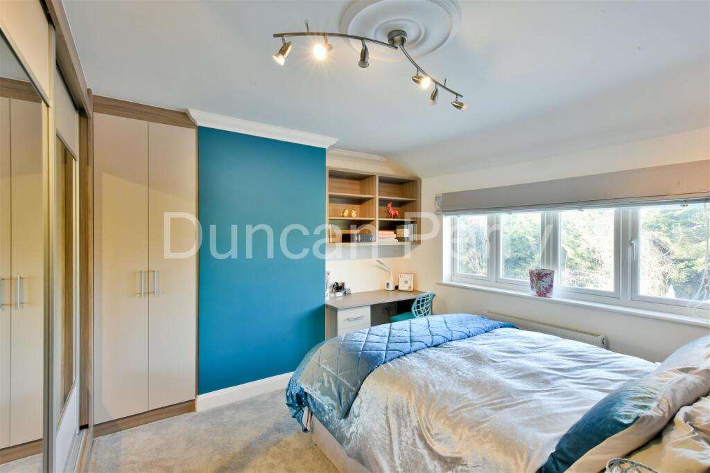 Additional image 24 of Moffats Lane, Brookmans Park, Herts