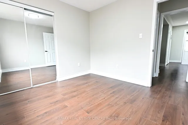 Additional image 27 of 25 Giltspur Dr