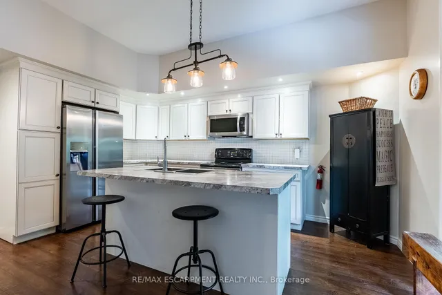 Additional image 14 of 954 Beach Blvd