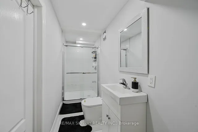 Additional image 42 of 20 Terra Cotta Cres