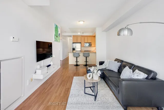 Additional image 10 of 628 Fleet St Unit 504