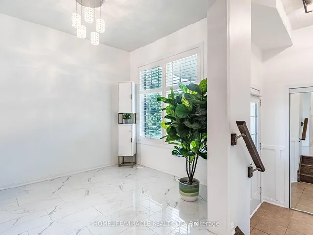 Additional image 4 of 55 Mccandless Crt