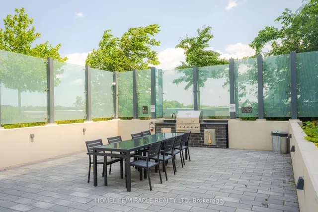 Additional image 43 of 225 Village Green Sq Unit 1708