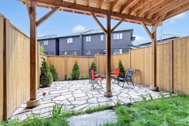 Additional image 7 of 61 Soho St Unit 62