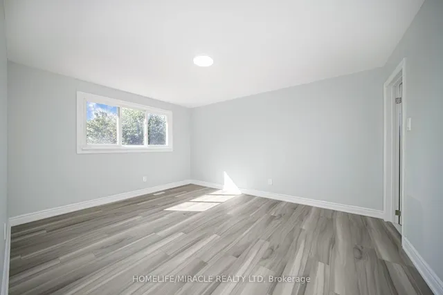 Additional image 22 of 3777 Woodruff Cres