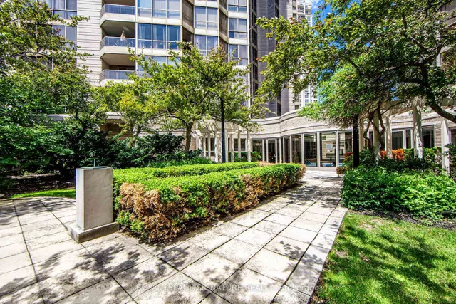 Additional image 46 of 55 Kingsbridge Garden Circ Unit 2111