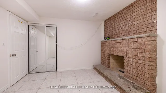 Additional image 35 of 74 Kingknoll Dr