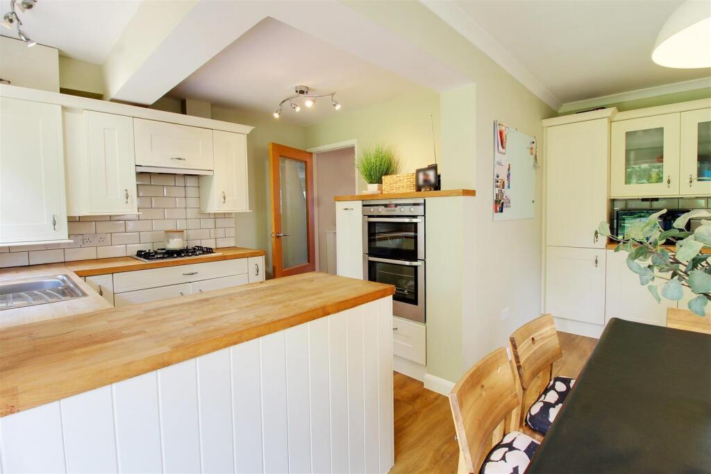 Additional image 6 of Peplins Way, Brookmans Park