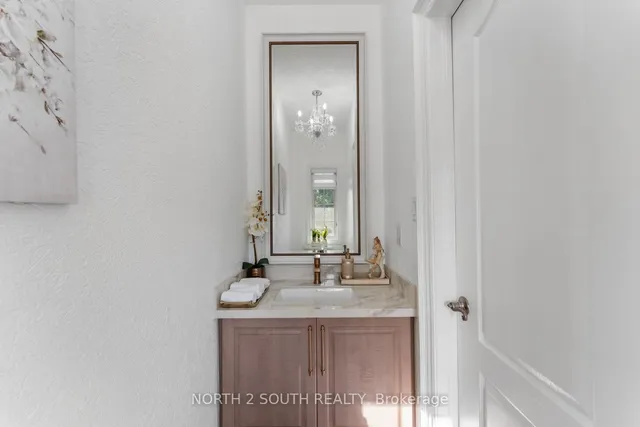 Additional image 19 of 41 Youngestar Tr