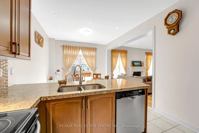 Additional image 21 of 18 Kawana Rd