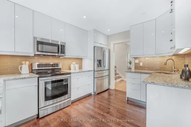 Additional image 8 of 16 Revcoe Dr