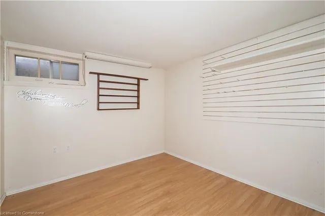 Additional image 25 of 109 Fife Ave