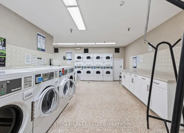 Additional image 8 of 1333 Bloor St St Unit 1712