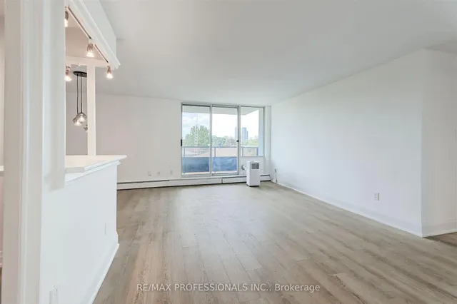 Additional image 6 of 11 Neilson Dr Unit 502