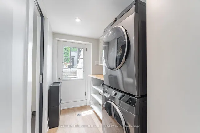 Additional image 18 of 87 Mackay Ave