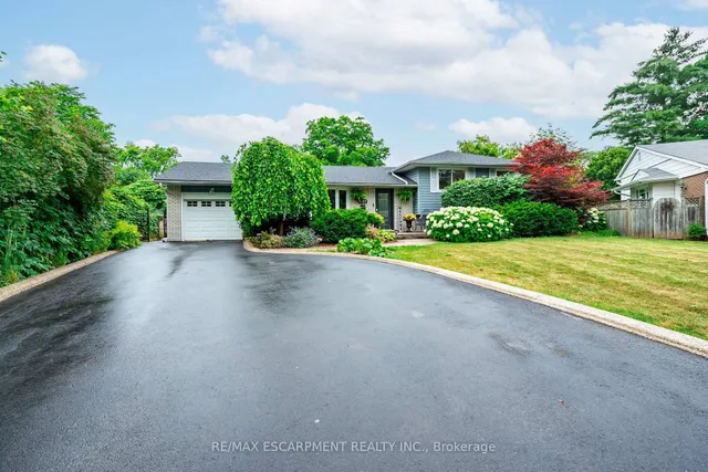 Additional image 2 of 5195 Cedarbook Cres