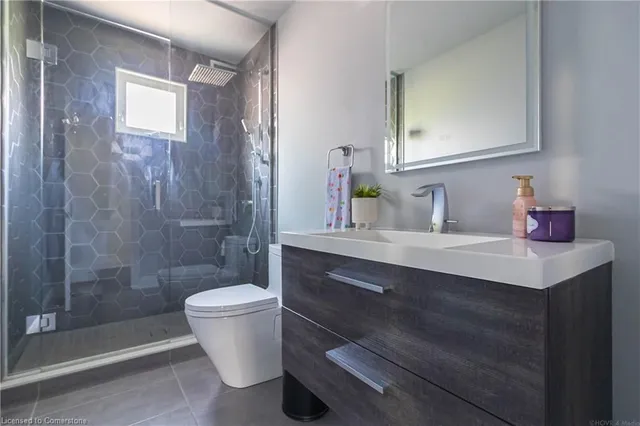 Additional image 10 of 2390 Sinclair Cir