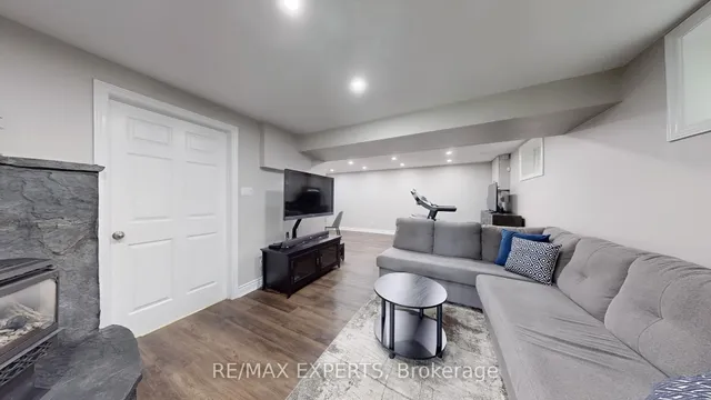 Additional image 32 of 105 Mercury Rd