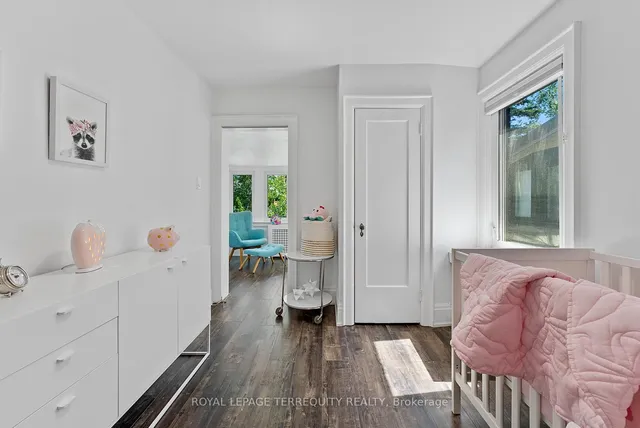 Additional image 28 of 7 Roe Ave