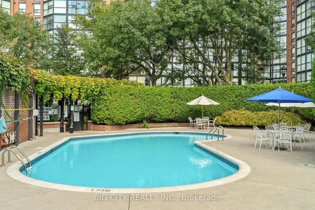 Additional image 29 of 570 Wellington St Unit 12B