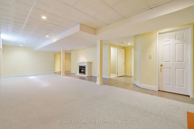 Additional image 34 of 6 Gillespie Cres