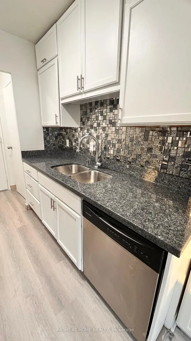 Additional image 11 of 915 Midland Ave Unit 611