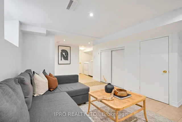 Additional image 38 of 273 Strathmore Blvd