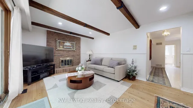 Additional image 8 of 17 Woodvale Cres