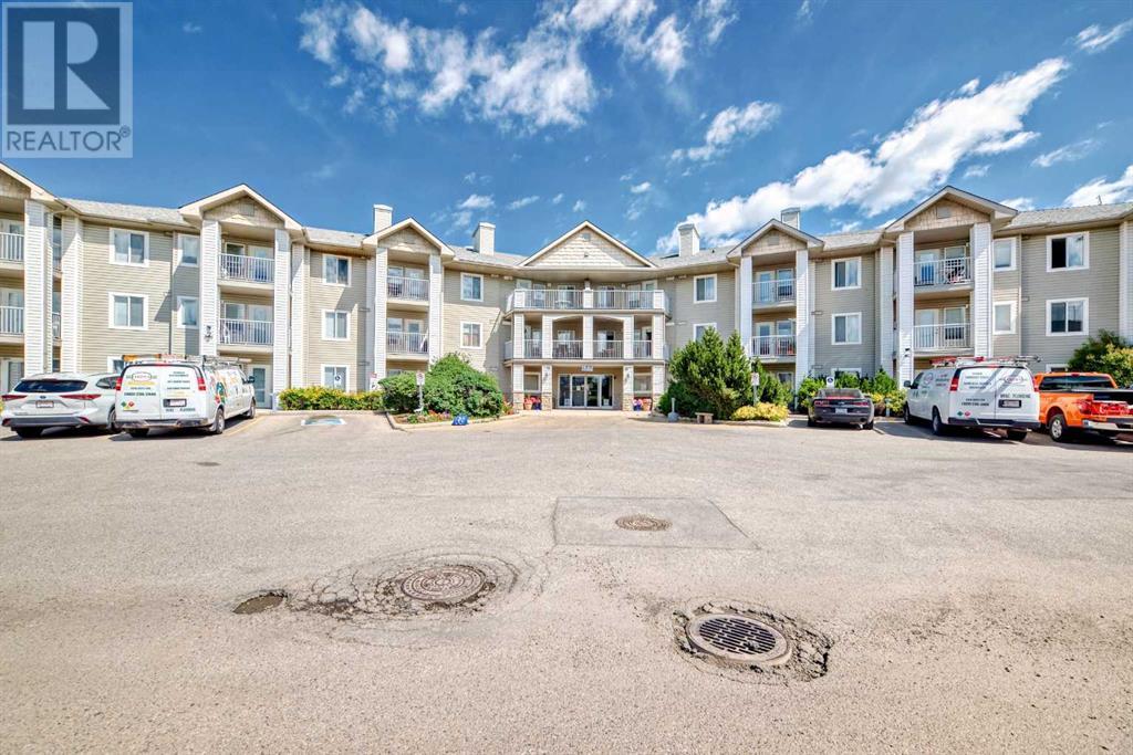 3220, 6818 Pinecliff Grove NE|Calgary, Alberta T1Y7L2