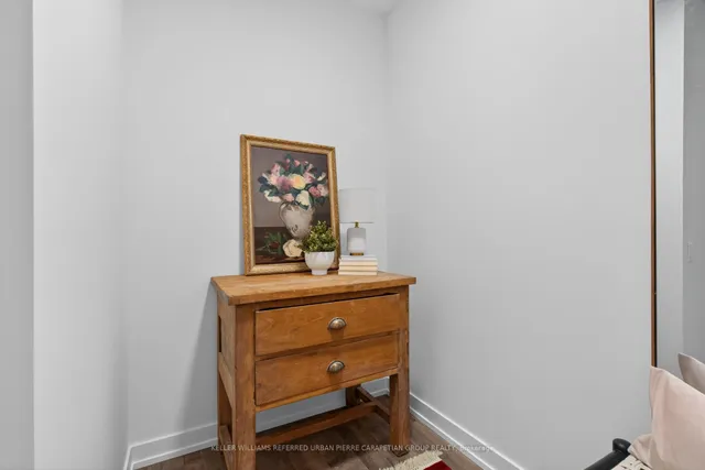 Additional image 24 of 39 Roehampton Ave Unit 408