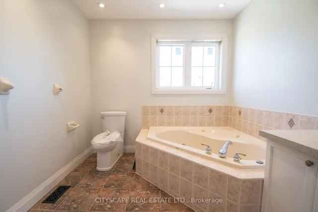 Additional image 19 of 43 Vintage Gate