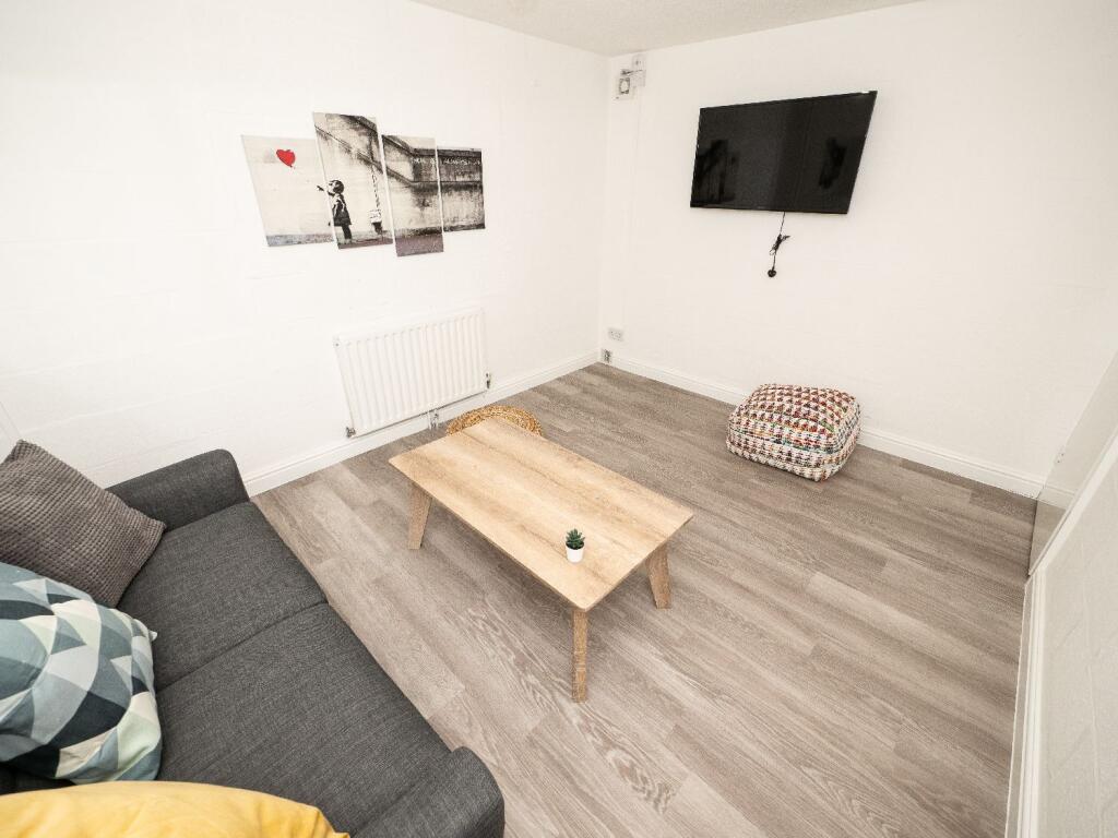 Additional image 3 of Raddlebarn Court (Room 1), Selly Oak, Birmingham, West Midlands, B29