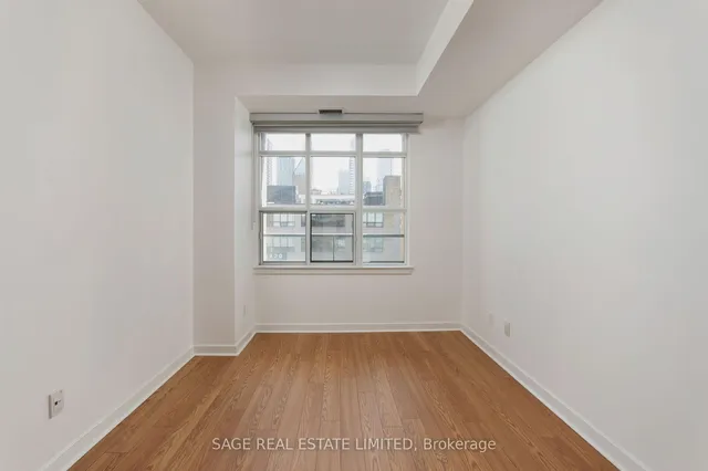 Additional image 25 of 438 Richmond St Unit 816