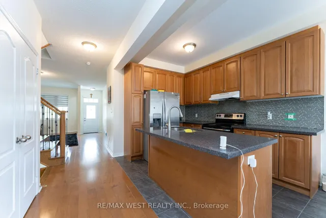 Additional image 11 of 40 Yellowknife Rd