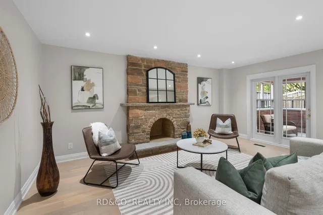 Additional image 21 of 114 Agincourt Dr