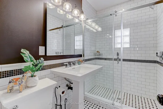 Additional image 35 of 465 Pape Ave