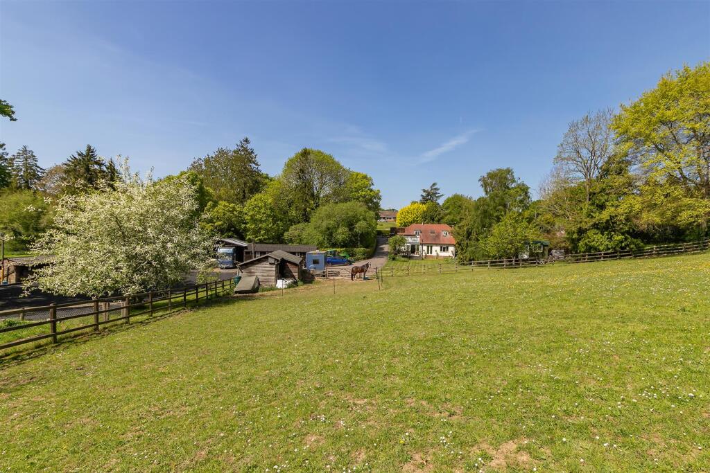 Additional image 18 of Reynards Road, Welwyn
