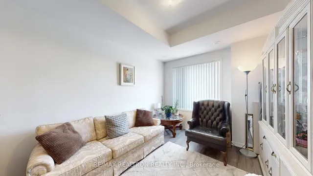 房产图片 5 - 多伦多第十二街260号第5单元