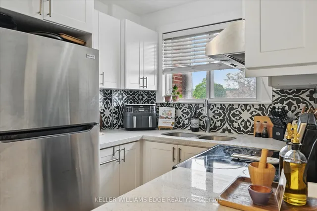 Additional image 12 of 2373 King St Unit 43