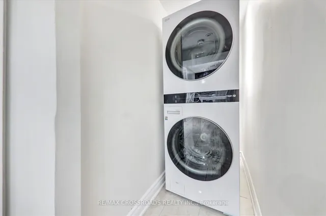 Additional image 29 of 31 Benlight Cres