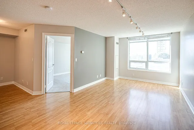 Additional image 6 of 212 Eglinton Ave Unit 402