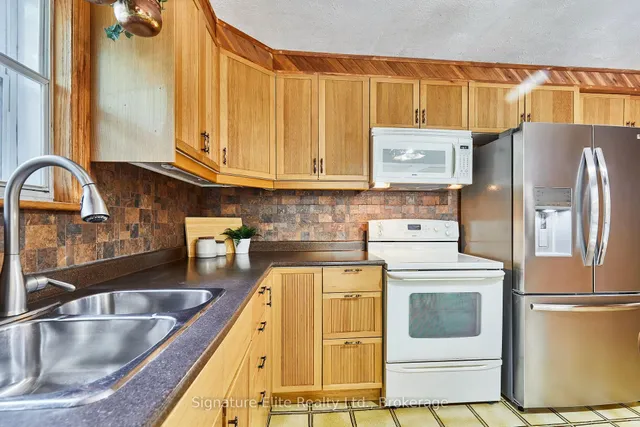 Additional image 12 of 2 Elton Cres