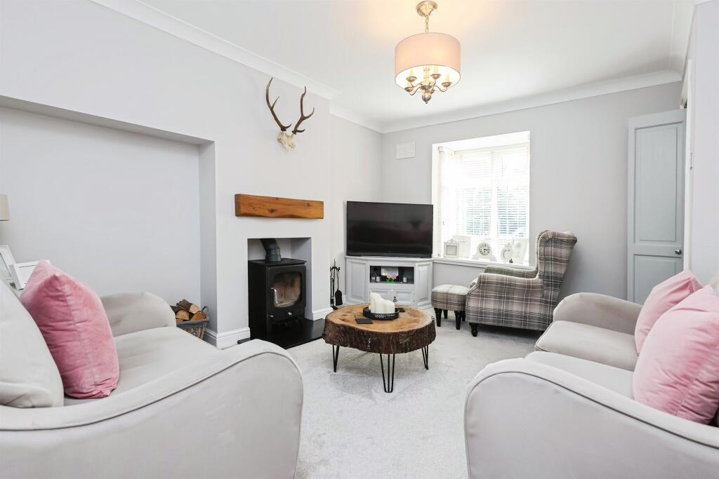 Additional image 3 of Foxglove Crescent, Birmingham