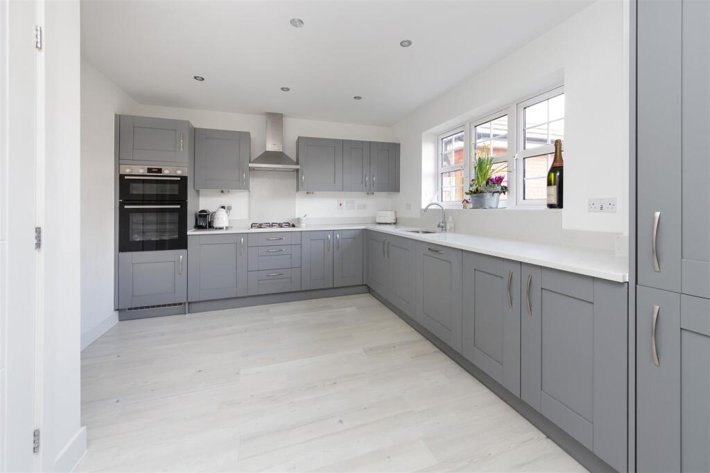 Additional image 10 of Cane Drive, Bricket Wood, St. Albans