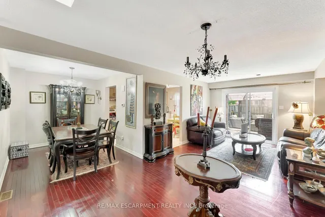 房产图片 5 - 20 Meadowlands Blvd 单元14