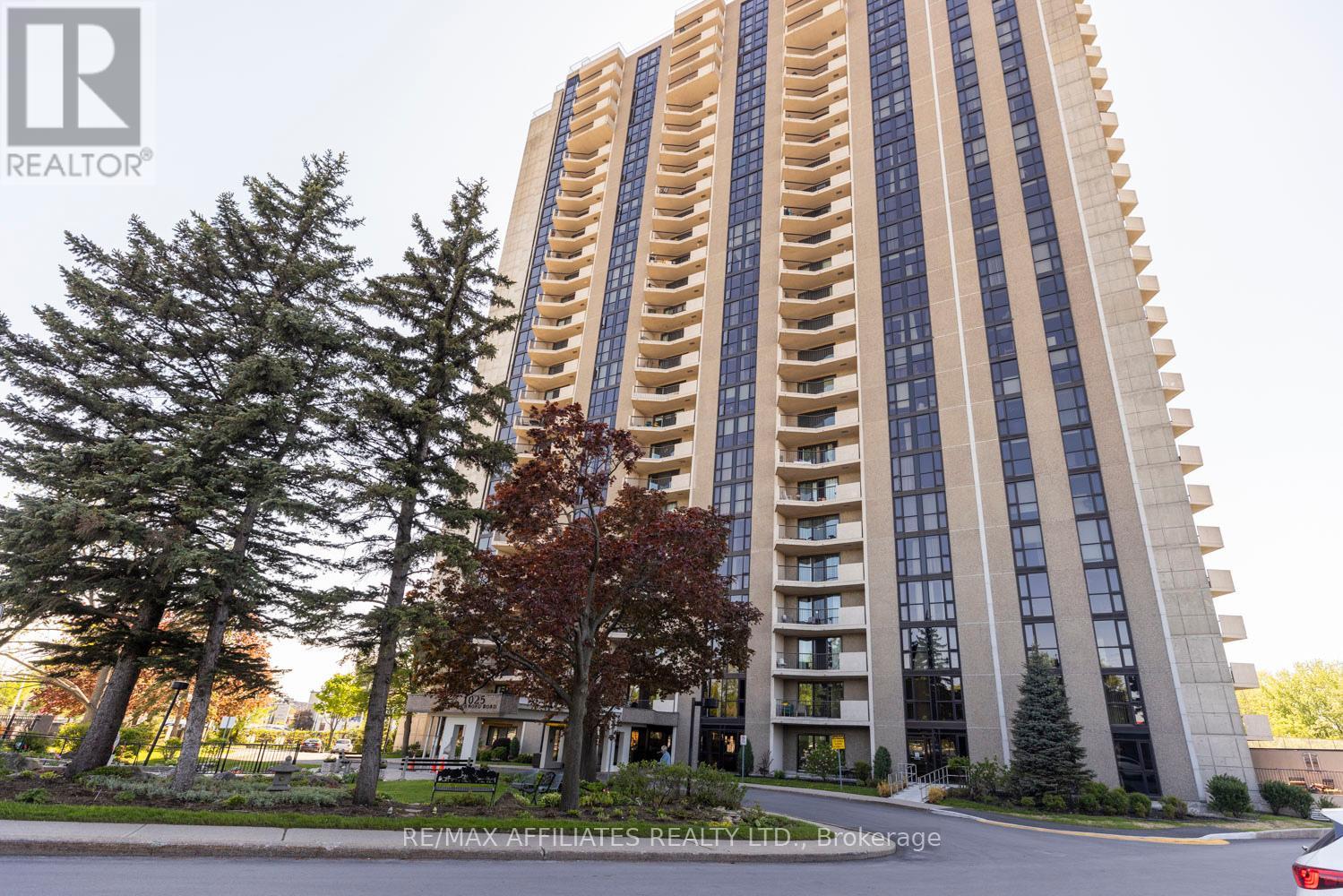 1025 RICHMOND RD  #2305 ROAD|Ottawa, Ontario K2B8G8