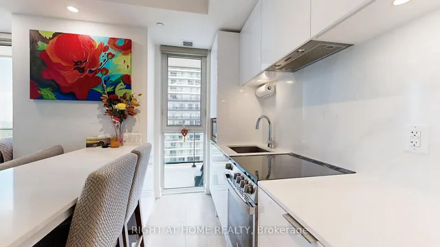 房产图片 17 - 70 Annie Craig Dr 单元 2703