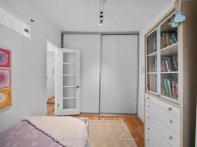 Additional image 19 of 69 De Grassi St