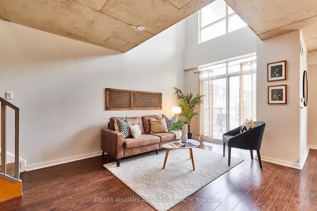 Additional image 9 of 800 King St Unit 201